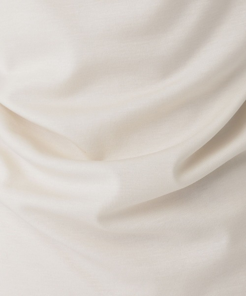 A part by（アパートバイ）の「カットドレーププルオーバー_長袖（Tシャツ/カットソー・レディース・アイボリー/ブラック/ベージュ/オフホワイト・FREE）」の13枚目の写真