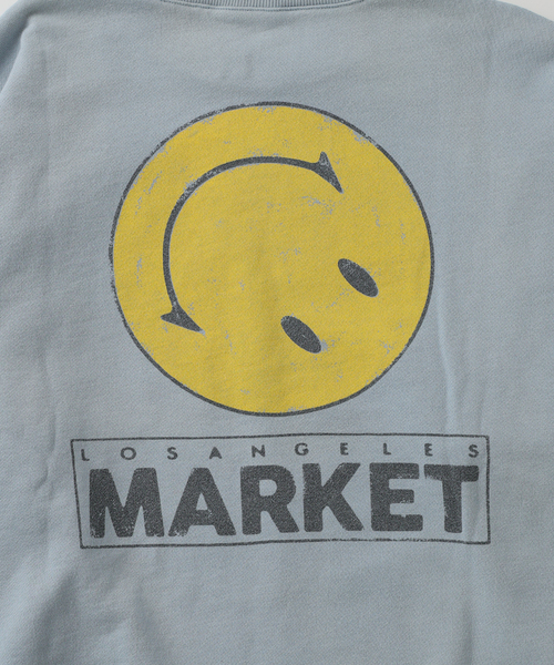 JOURNAL STANDARD relume（ジャーナルスタンダード　レリューム）の「スマイリーフェイス 別注フェードプリント スウェット（スウェット・メンズ・ホワイト系その他/サックスブルー/ラベンダー・LARGE/MEDIUM）」の17枚目の写真