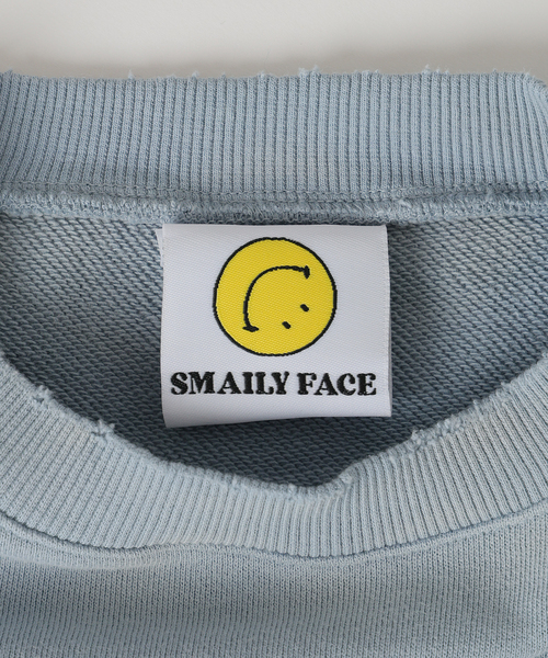 JOURNAL STANDARD relume（ジャーナルスタンダード　レリューム）の「スマイリーフェイス 別注フェードプリント スウェット（スウェット・メンズ・ホワイト系その他/サックスブルー/ラベンダー・LARGE/MEDIUM）」の18枚目の写真