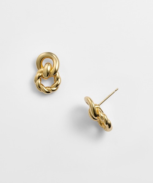 agete(アガット)の「ゴールドピアス(ピアス(両耳用)・レディース・ゴールド系その他・フリー)」の1枚目の写真