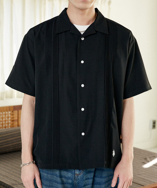 U.S. POLO ASSN.(ユーエスポロアッスン)の「U.S. POLO ASSN.U.S. POLO ASSN. × PUBLUX/ユーエスポロアッスン 別注 ワンポイント ピンタックシャツ 限定展開(シャツ/ブラウス・メンズ・グレー/チャコールグレー/ブラック/サックスブルー・S/M/L)」の9枚目の写真