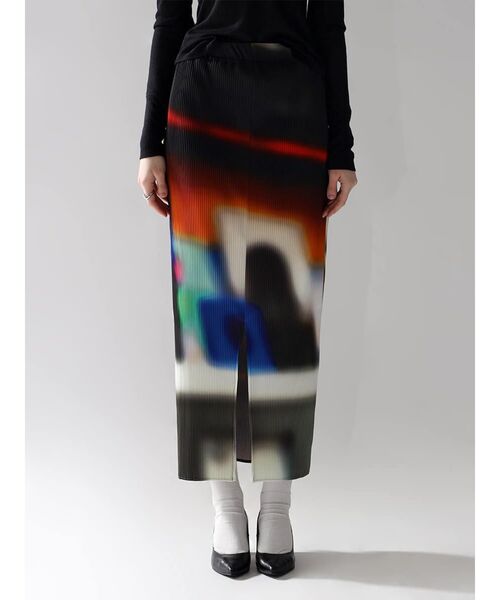 :ETHROF(イーサオブ)の「MULTICOLOR DESIGN PLEAT TIGHT SKIRT(スカート・レディース・ブラック/ブルー・MEDIUM)」の20枚目の写真