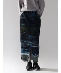 MULTICOLOR DESIGN PLEAT TIGHT SKIRT