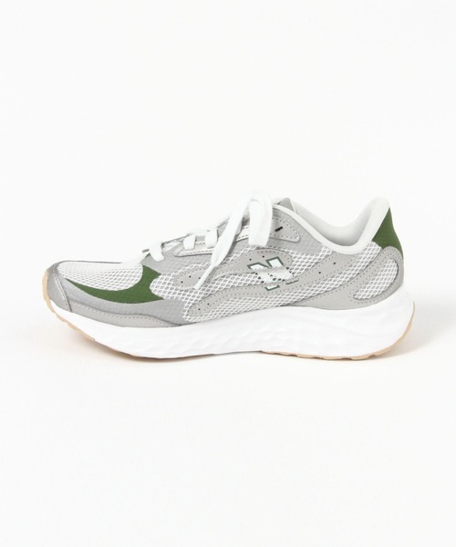 A part by(アパートバイ)の「【セレクト】NEW BALANCE_FreshFormArishi(スニーカー・レディース・シルバー/ブラック・MEDIUM/LARGE)」の4枚目の写真