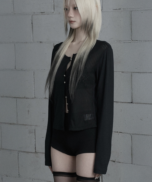 ETRE AU SOMMET(エトレオソメ)の「Unbal Color-Block Button Point Cardigan (Black)(カーディガン/ボレロ・レディース・ブラック・FREE)」の2枚目の写真