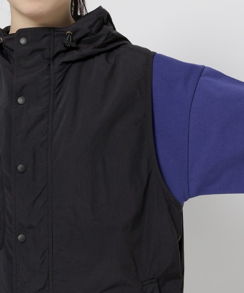 niko and...(ニコアンド)の「ナイロンBOYSフードベスト(ベスト・レディース・ブラック/パープル・FREE)」の15枚目の写真