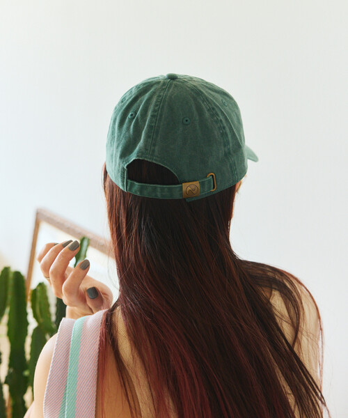 FREAK'S STORE(フリークスストア)の「TOYAMEG × FREAK'S STORE/トーヤメグ フリークスストア TOYAMEG Kaiun Horse Cap ワンポイント ピグメント 刺繍キャップ(キャップ・メンズ・ブルー/オレンジ/グリーン・ONE SIZE)」の21枚目の写真