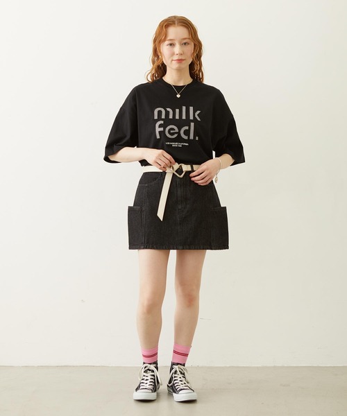 MILKFED.(ミルクフェド)の「CUT OUT LOGO GINGHAM WIDE S/S TEE(Tシャツ/カットソー・レディース・ブラック/ライトピンク/オフホワイト・S/M/L)」の4枚目の写真