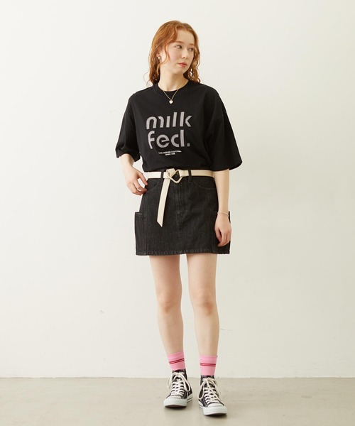 MILKFED.(ミルクフェド)の「CUT OUT LOGO GINGHAM WIDE S/S TEE(Tシャツ/カットソー・レディース・ブラック/ライトピンク/オフホワイト・S/M/L)」の5枚目の写真