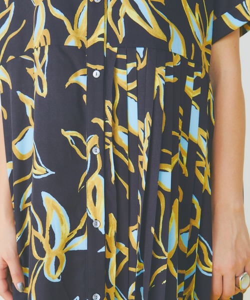 manana suerte（マニャーナスエルテ）の「プリントアシンメトリープリーツワンピース（ワンピース・レディース・ブラック/イエロー・FREE）」の17枚目の写真