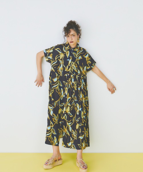 manana suerte（マニャーナスエルテ）の「プリントアシンメトリープリーツワンピース（ワンピース・レディース・ブラック/イエロー・FREE）」の18枚目の写真