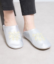 COMMON WARE（コモンウェアー）の「MRW : エンブロイダリー バブーシュ（ルームシューズ/スリッパ）」