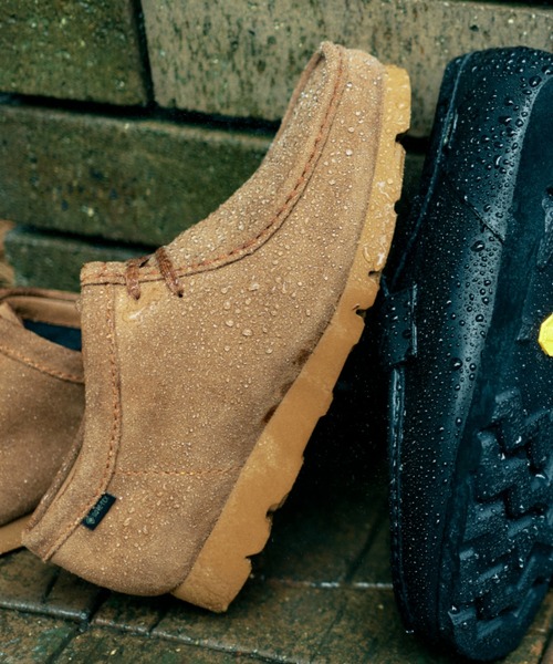 CLARKS ORIGINALS ベージュ モカシン セール】WALLABEE GTX 26185542（モカシン/デッキシューズ）｜Clarks