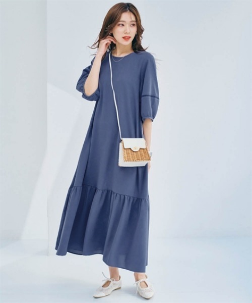 nissen（ニッセン）の「とろみブロード梯子レース5分袖パフスリーブロングワンピース（イージーケア・吸汗速乾）（ワンピース・レディース・グレイッシュベージュ/ブラック/ブルー・LL/L/M/S）」の3枚目の写真