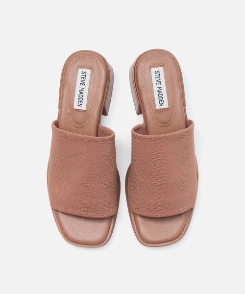 STEVE MADDEN(スティーブマデン)の「ボリュームソールワンバンドサンダル/S.MADDEN SLIDESTER-XS(サンダル・レディース・モカ/ブラック・24.0cm/23.5-24/23.5cm/23.0cm/24.5cm/22.5cm)」の7枚目の写真