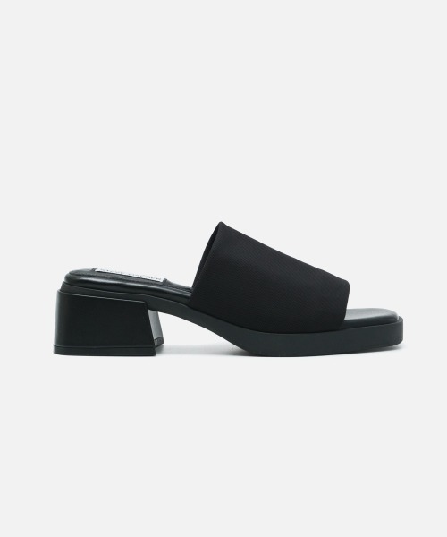 STEVE MADDEN(スティーブマデン)の「ボリュームソールワンバンドサンダル/S.MADDEN SLIDESTER-XS(サンダル・レディース・モカ/ブラック・24.0cm/23.5-24/23.5cm/23.0cm/24.5cm/22.5cm)」の9枚目の写真