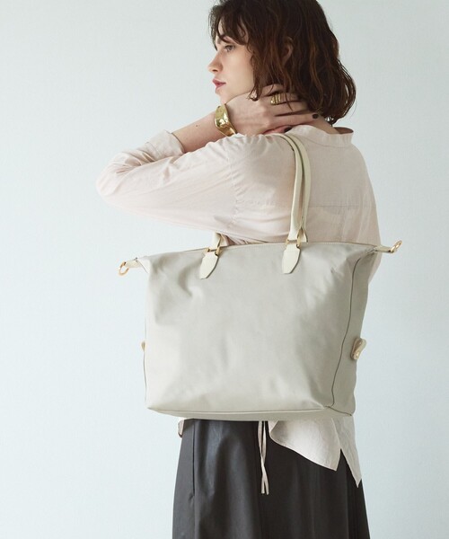 LOWELL things（ロウェル　シングス）の「Porta/2WAYボストンバッグL/A4/13インチPC収納可（ボストンバッグ・レディース・ブラック/アイボリー/ネイビー・フリー）」の2枚目の写真