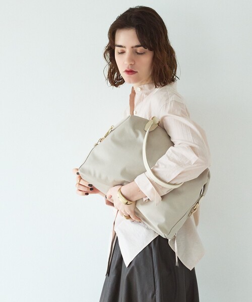 LOWELL things（ロウェル　シングス）の「Porta/2WAYボストンバッグL/A4/13インチPC収納可（ボストンバッグ・レディース・ブラック/アイボリー/ネイビー・フリー）」の16枚目の写真