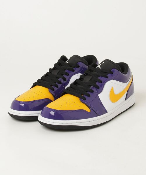 JORDAN BRAND(ジョーダンブランド)の「AIR JORDAN 1 LOW SE(スニーカー・メンズ・パープル・26.0cm/26.5cm/27.0cm/27.5cm/28.0cm)」の1枚目の写真