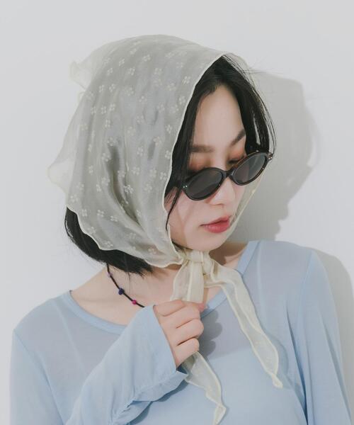SMELLY(スメリー)の「オーバルスリムサングラス(サングラス・レディース・ブラック/ブラウン系その他・-)」の18枚目の写真
