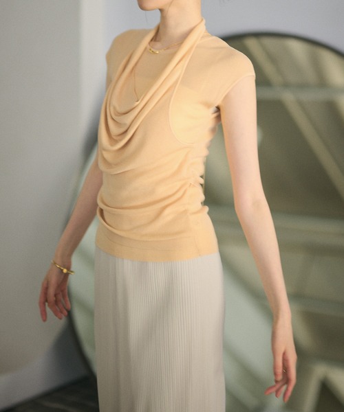 LAULEN(ローレン)の「drape halter neck layered knit tops /ドレープネックレイヤードニットトップス(ニット/セーター・レディース・オレンジ系/アイボリー/ブラック/グレー・FREE)」の21枚目の写真