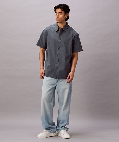 Calvin Klein(カルバン・クライン)の「クラシック シャツ(シャツ/ブラウス・メンズ・ブラック/ダークブルー・L/M/S/XL)」の3枚目の写真