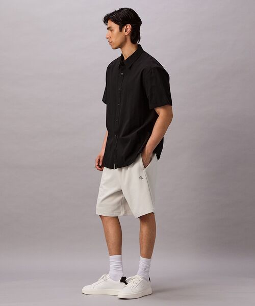 Calvin Klein(カルバン・クライン)の「クラシック シャツ(シャツ/ブラウス・メンズ・ブラック/ダークブルー・L/M/S/XL)」の5枚目の写真