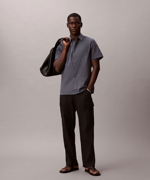 Calvin Klein(カルバン・クライン)の「クラシック シャツ(シャツ/ブラウス・メンズ・ブラック/ダークブルー・L/M/S/XL)」の7枚目の写真