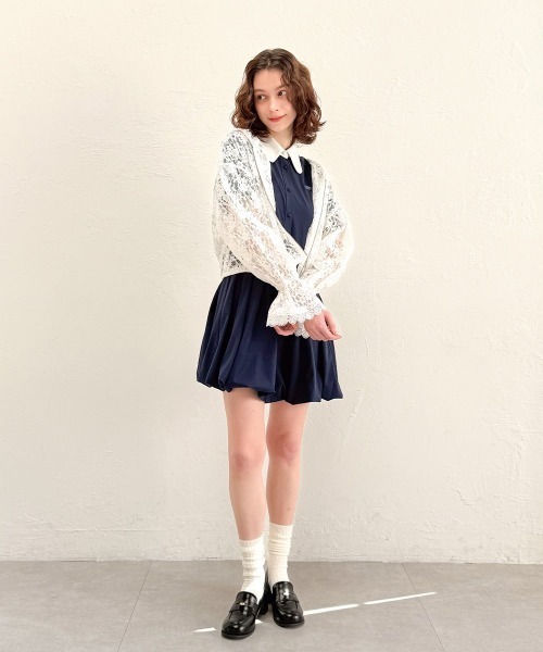 F i.n.t(フィント)の「ラビットカラーバルーンシャツワンピース/fint フィント(シャツワンピース・レディース・ライトイエロー/オフホワイト/ネイビー×ホワイト・FREE)」の6枚目の写真