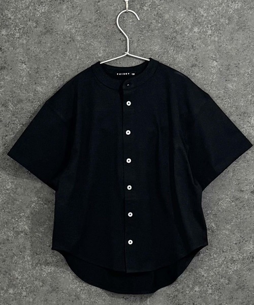 THE CASUAL(カジュアル)の「【マルチファンクション】オーバーサイズ 半袖シャツ(シャツ/ブラウス・キッズ・チャコール/ベージュ/オフホワイト/ブラック/カーキ・110cm/160cm/150cm/140cm/130cm/120cm)」の2枚目の写真