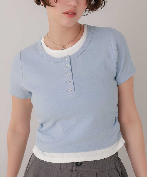 titivate（ティティベイト）の「レイヤード風ヘンリーネックカットソーTシャツ（Tシャツ/カットソー・レディース・チャコール/ライトブルー/ライトイエロー/グレー・L/M）」の3枚目の写真