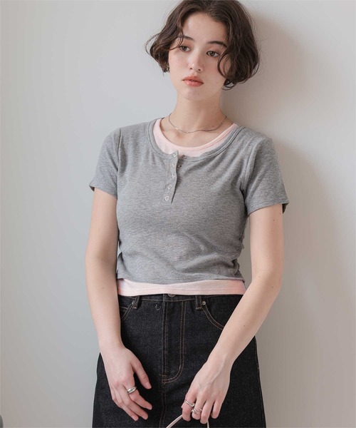 titivate（ティティベイト）の「レイヤード風ヘンリーネックカットソーTシャツ（Tシャツ/カットソー・レディース・チャコール/ライトブルー/ライトイエロー/グレー・L/M）」の17枚目の写真