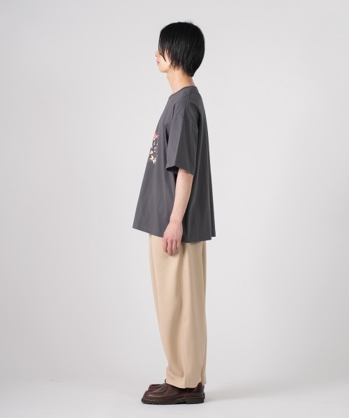 rehacer（レアセル）の「rehacer TEE : Flower Drip TEE / フラワードリップ T-shirt（Tシャツ/カットソー・メンズ・ホワイト/スミクロ・X-LARGE/LARGE/MEDIUM/SMALL）」の5枚目の写真