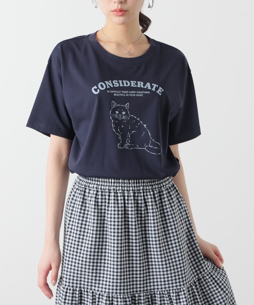 Honeys(ハニーズ)の「【ハニさら・接触冷感・UVカット】アニマルプリントTシャツ(Tシャツ/カットソー・レディース・オートミール/スミクロ/オレンジ/ネイビー・L/LL/M/S)」の3枚目の写真