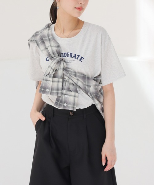 Honeys(ハニーズ)の「【ハニさら・接触冷感・UVカット】アニマルプリントTシャツ(Tシャツ/カットソー・レディース・オートミール/スミクロ/オレンジ/ネイビー・L/LL/M/S)」の10枚目の写真