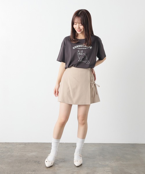 Honeys(ハニーズ)の「【ハニさら・接触冷感・UVカット】アニマルプリントTシャツ(Tシャツ/カットソー・レディース・オートミール/スミクロ/オレンジ/ネイビー・L/LL/M/S)」の13枚目の写真