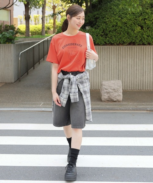 Honeys(ハニーズ)の「【ハニさら・接触冷感・UVカット】アニマルプリントTシャツ(Tシャツ/カットソー・レディース・オートミール/スミクロ/オレンジ/ネイビー・L/LL/M/S)」の20枚目の写真