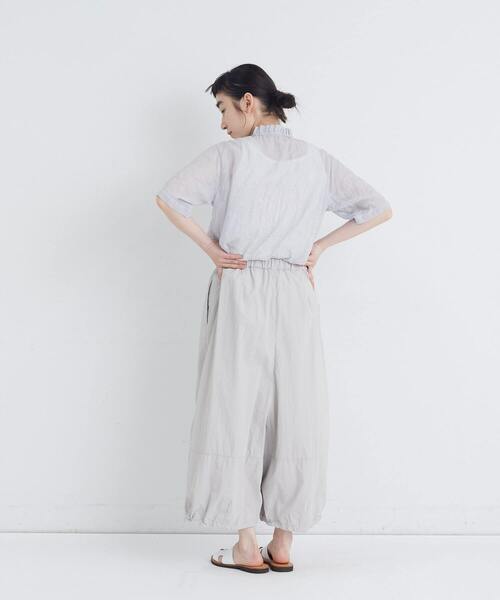 conges payes ADIEU TRISTESSE（コンジェ ペイエ アデュートリステス）の「【6月ベストセラーブランド内4位】【FAVE】ナイロンワイドサルエルパンツ（その他パンツ・レディース・モカ/グレイッシュベージュ/ブラック/パープル・M/L）」の7枚目の写真