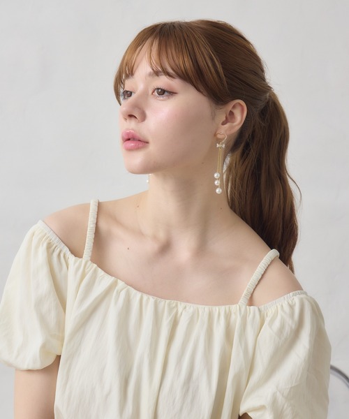 Siel(シエル)の「リボンモチーフロングピアス(ピアス(両耳用)・レディース・シルバー/ゴールド系その他/シルバー系その他/ゴールド・FREE)」の8枚目の写真
