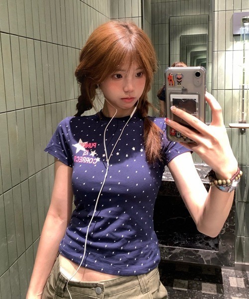 Ressaca(レサーカ)の「ドット柄スターロゴプリントTシャツ(Tシャツ/カットソー・レディース・ネイビー/ブルー・M)」の2枚目の写真