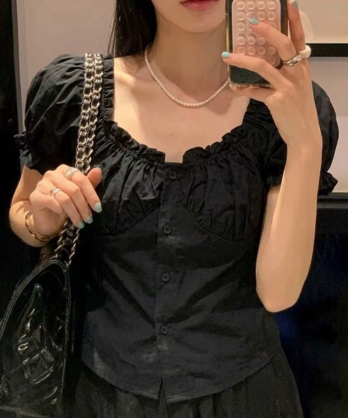 AVYL(アヴィル)の「2WAYギャザー オフショルパフブラウス(Tシャツ/カットソー・レディース・ホワイト/ブラック・M)」の18枚目の写真