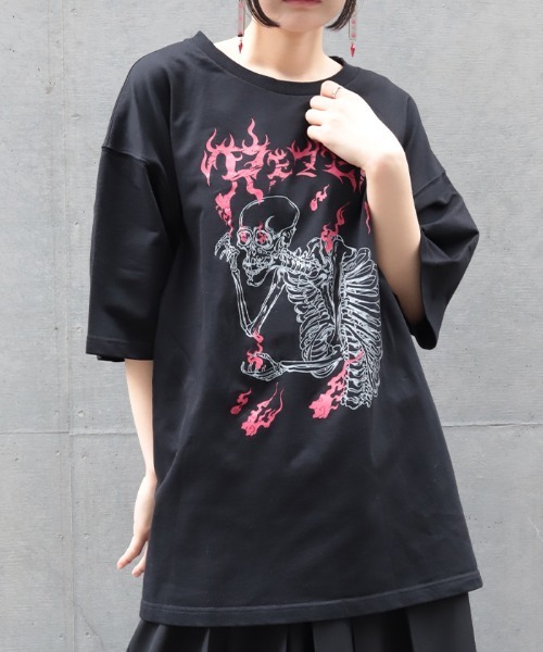 REZEN(リゼン)の「ガシャドクロ半袖Tシャツ(Tシャツ/カットソー・メンズ・ローズ/ブルーパープル・FREE)」の2枚目の写真