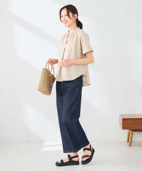 a.v.v(アーヴェヴェ)の「【洗える】リネンライクスキッパーギャザーブラウス(シャツ/ブラウス・レディース・ベージュ/ブラック/カーキ・38/40)」の19枚目の写真