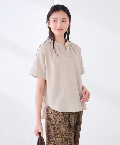 a.v.v(アーヴェヴェ)の「【洗える】リネンライクスキッパーギャザーブラウス(シャツ/ブラウス・レディース・ベージュ/ブラック/カーキ・38/40)」の16枚目の写真