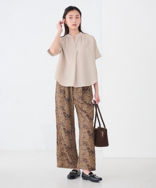 a.v.v(アーヴェヴェ)の「【洗える】リネンライクスキッパーギャザーブラウス(シャツ/ブラウス・レディース・ベージュ/ブラック/カーキ・38/40)」の14枚目の写真