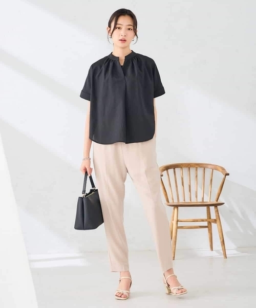 a.v.v(アーヴェヴェ)の「【洗える】リネンライクスキッパーギャザーブラウス(シャツ/ブラウス・レディース・ベージュ/ブラック/カーキ・38/40)」の9枚目の写真