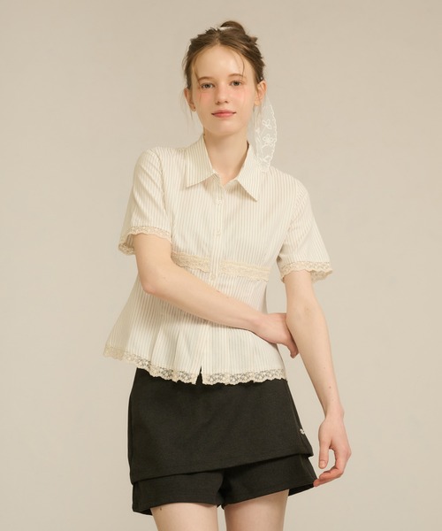 hazyl(ヘイジル)の「lace pleats shirt / レースプリーツシャツ(シャツ/ブラウス・レディース・ブルー/オフホワイト・フリー)」の17枚目の写真