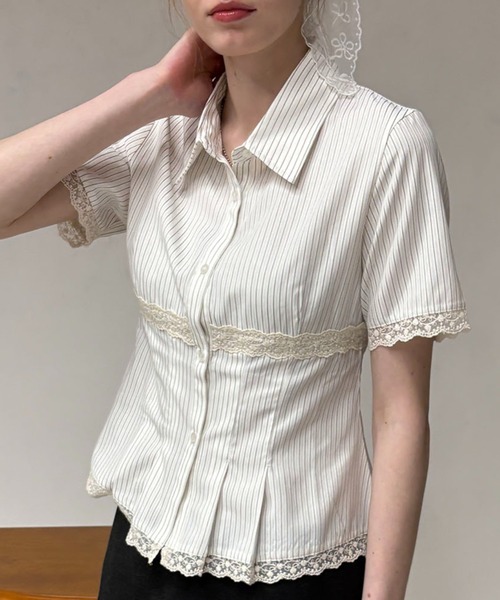 hazyl(ヘイジル)の「lace pleats shirt / レースプリーツシャツ(シャツ/ブラウス・レディース・ブルー/オフホワイト・フリー)」の22枚目の写真
