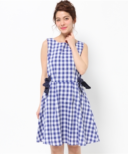 earth music&ecology(アースミュージックアンドエコロジー)の「【2016Summer】サイドリボン付ノースリーブチェックワンピース(ワンピース・レディース・ピンク/ブラウン/ブルー/ブラック・SMALL/MEDIUM)」の10枚目の写真