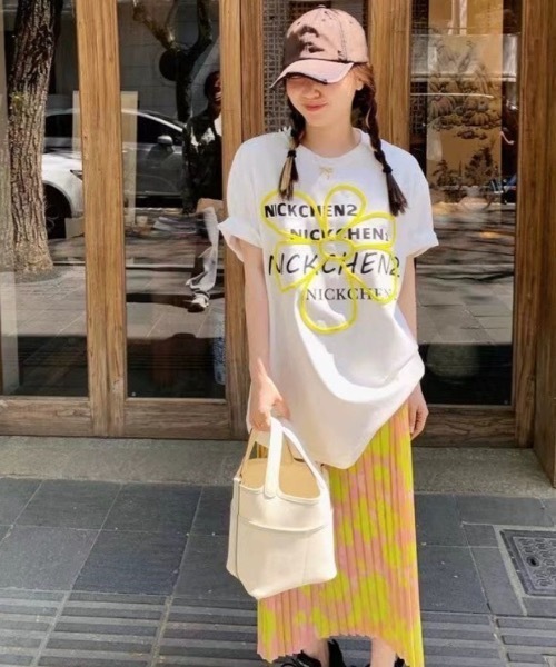 FUNdaysion(ファンデイション)の「フラワーロゴビッグT(Tシャツ/カットソー・レディース・ホワイト/ブラック・M)」の6枚目の写真